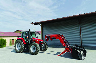 Massikka MF 5600 ja Massey Ferguson ålö etukuormain huolto quicke